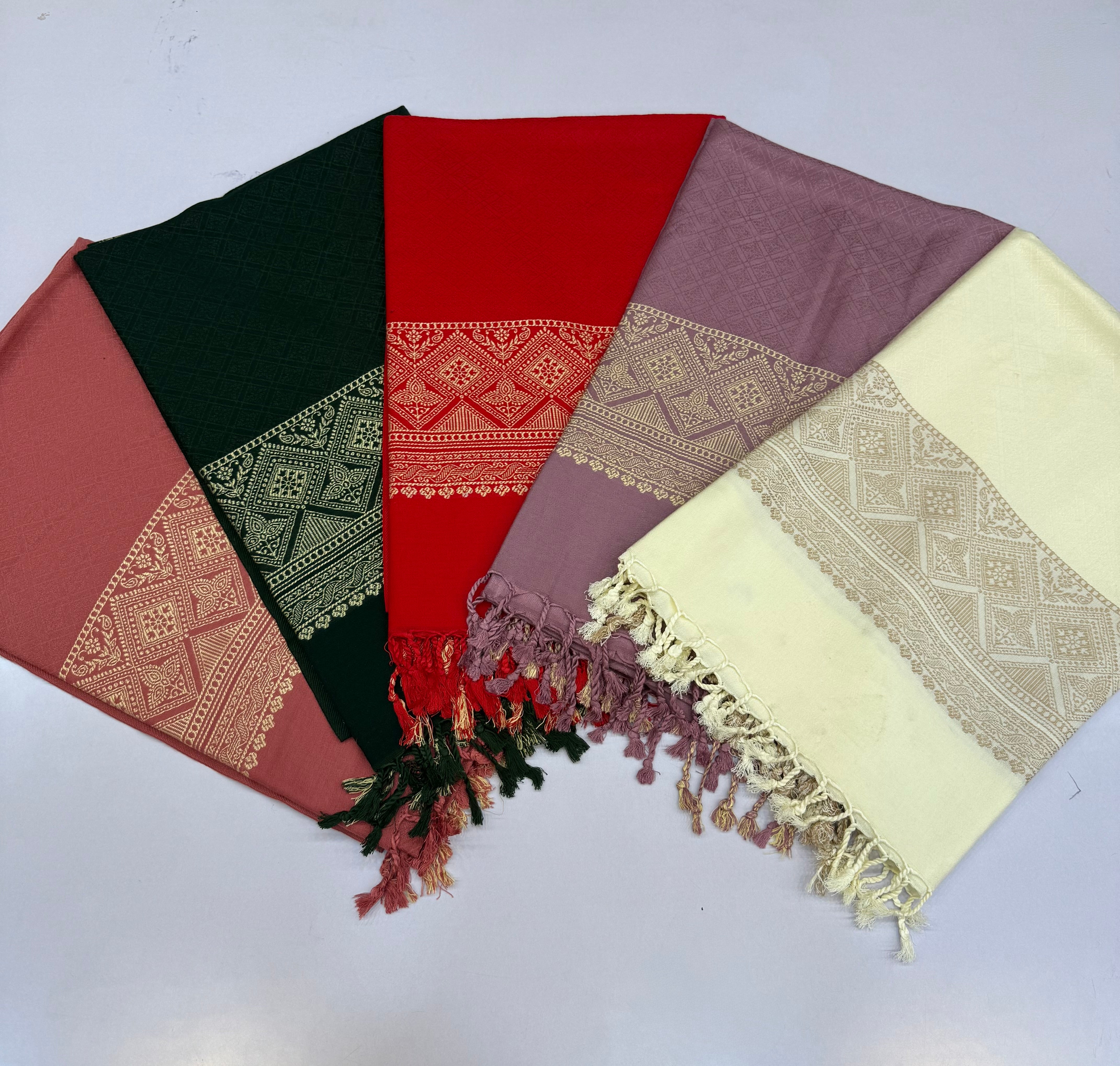 Liva Shawl